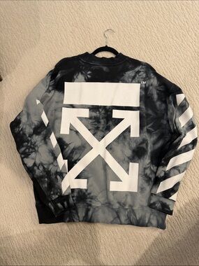 Off-White Black & Gray Tie-Dye Diagonal Stripe Crewneck Sweater